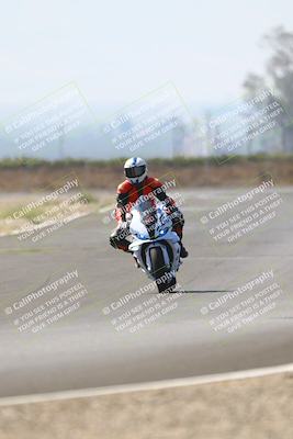 media/Sep-20-2025-TrackDaz (Sat) [[27f0cde673]]/A Group/2pm (Turn 9)/